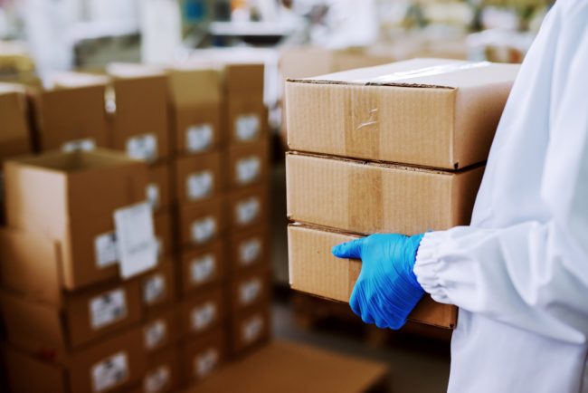Choosing the Right Lab Delivery Company for Your Needs Choosing the Right Lab Delivery Company for Your Needs